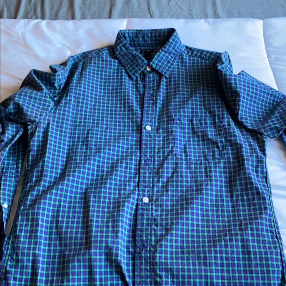 J Crew men’s plaid button down shirt. Medium